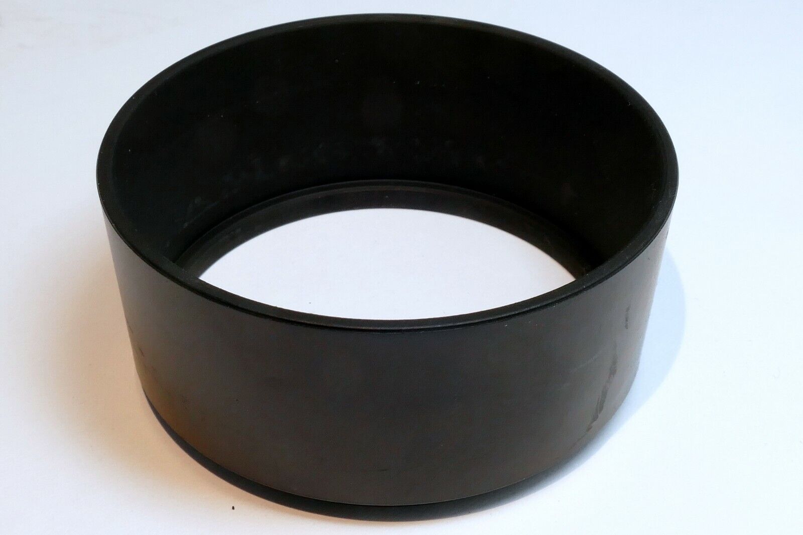 64mm Lens Hood Shade threaded for series 8 (VIII) plastic single threaded