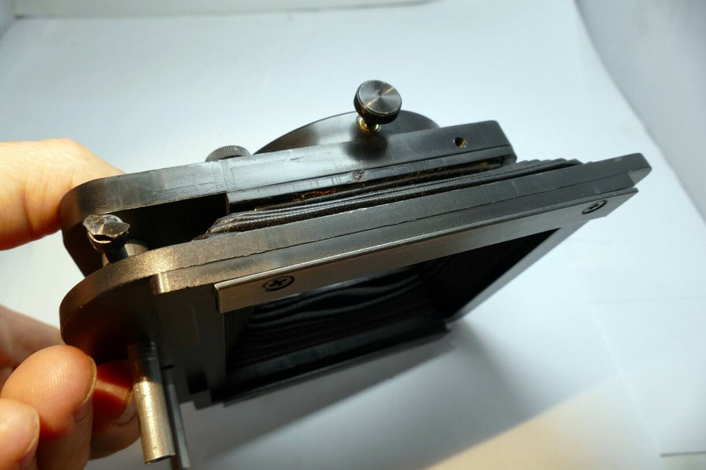 Lindahl Bellows lens Hood 31.1320 Bell-O-Shade Single 3X3 filter slot