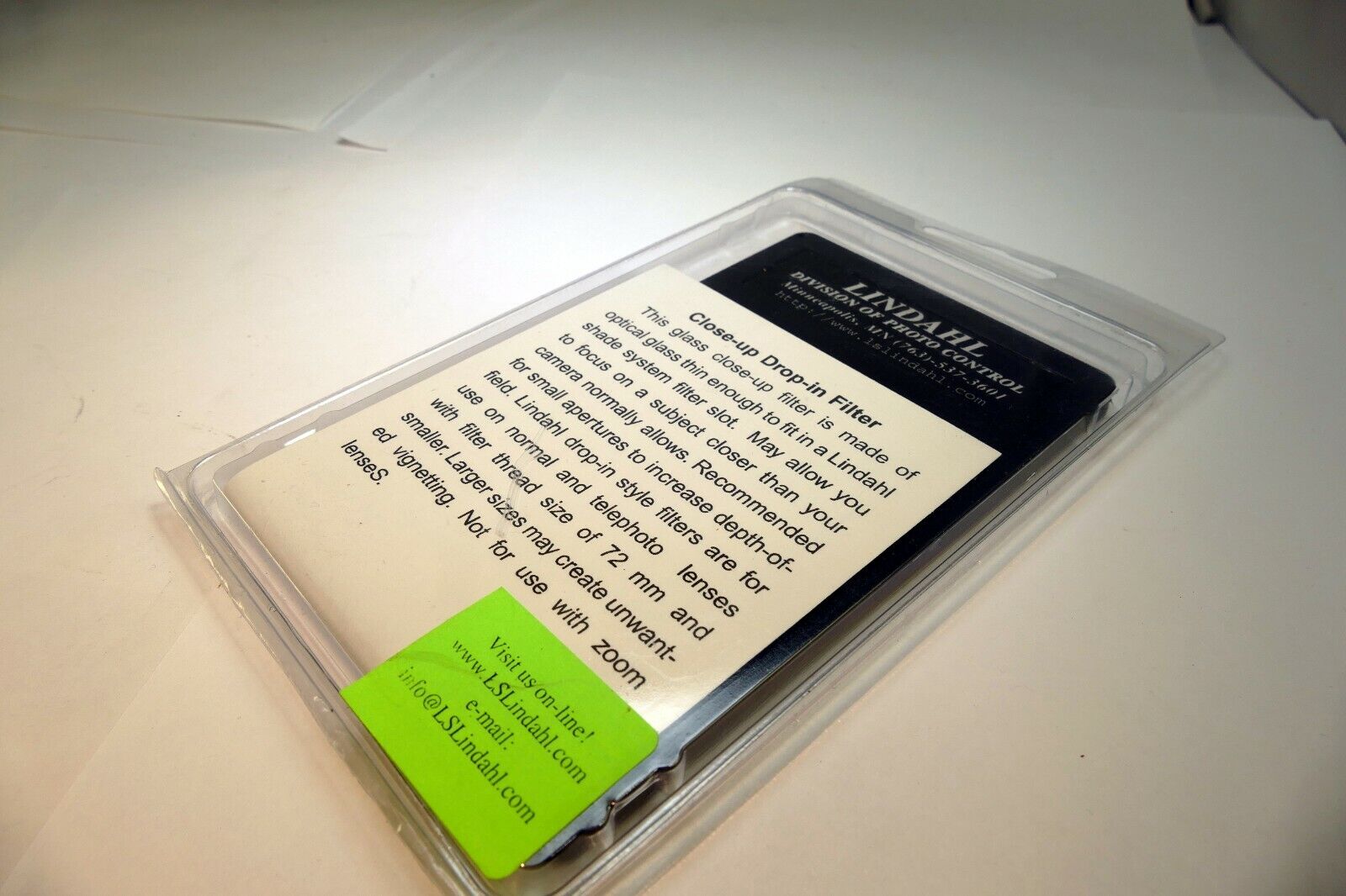 Close-up +1 Macro lens Filter drop in square 3X3" for Lindahl specialties