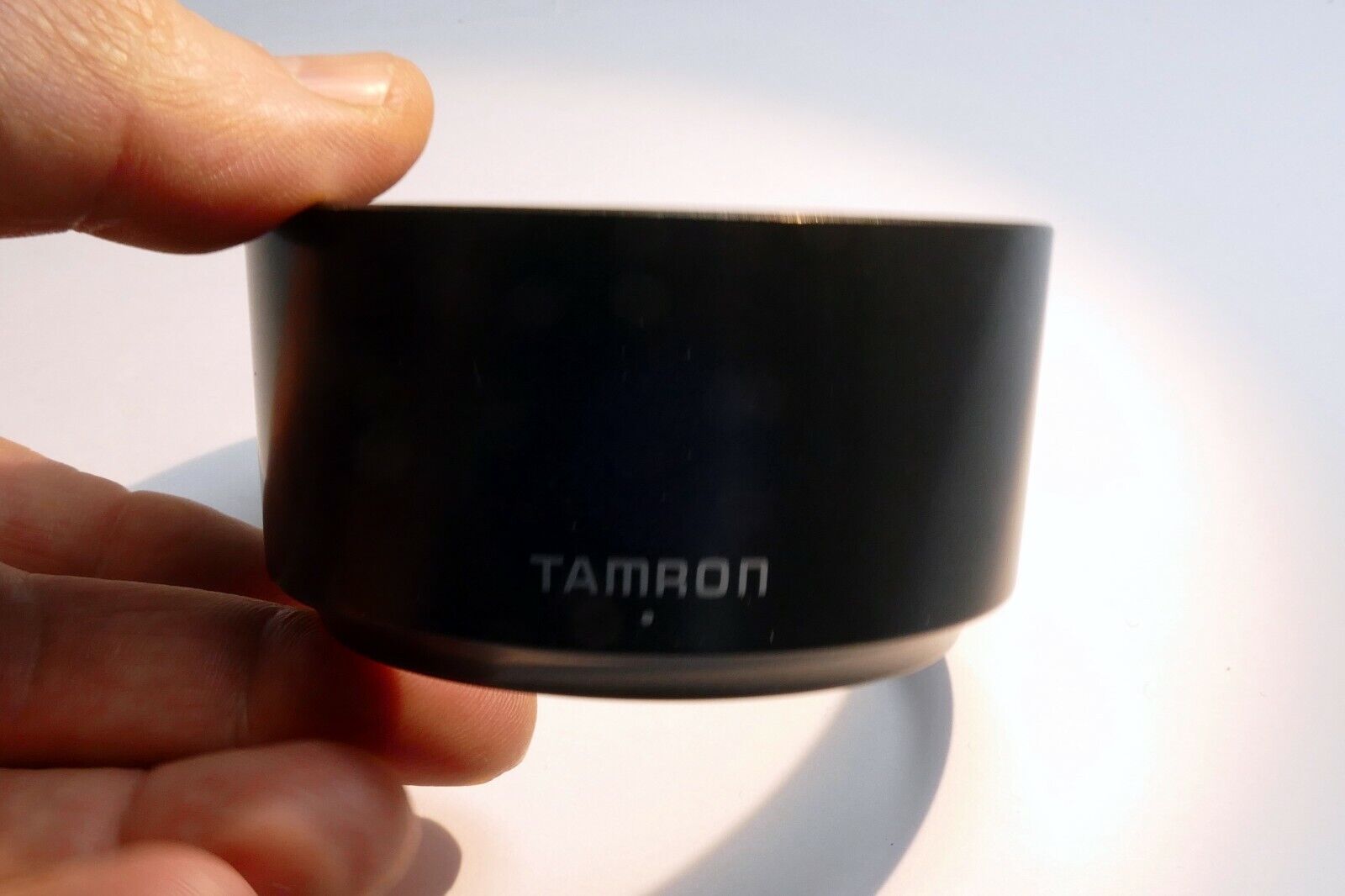 Lens hood for Tamron B4FH shade for 70-300mm f4-5.6 AF telephoto zoom with 58