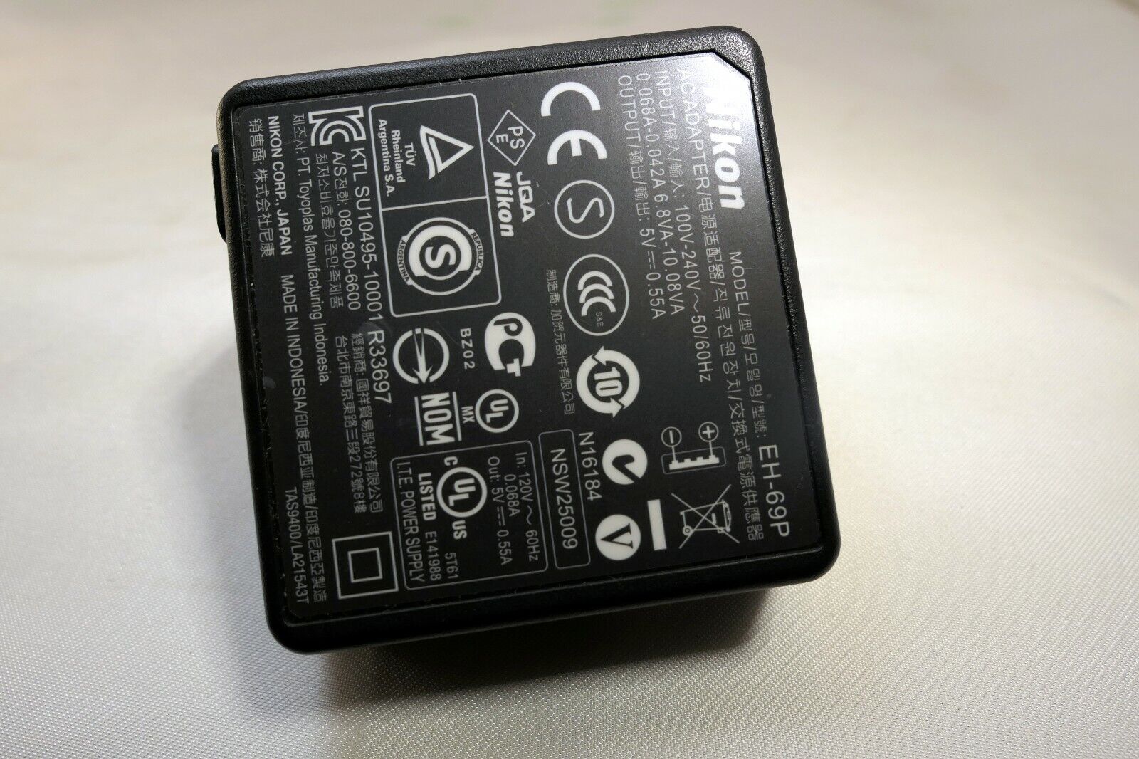 Nikon EH-69P AC USB battery charger adapter for Coolpix cameras Genuine Original