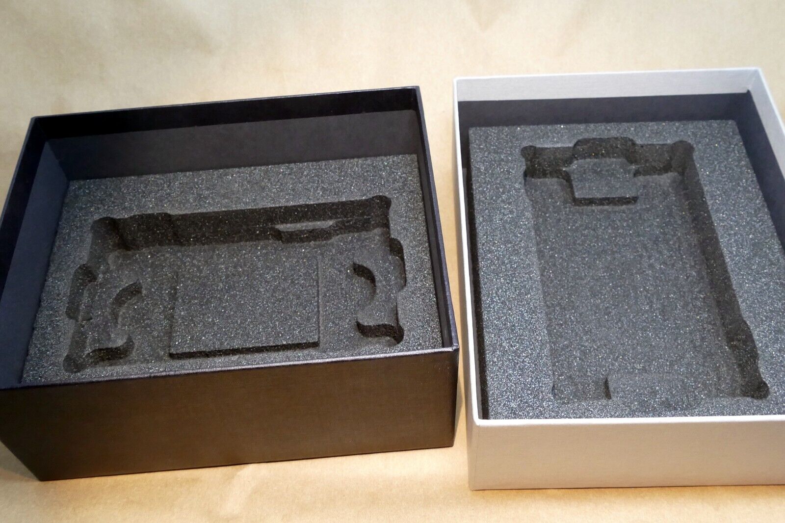 Empty Box (only ) for camera body Black / Gray MA Discover