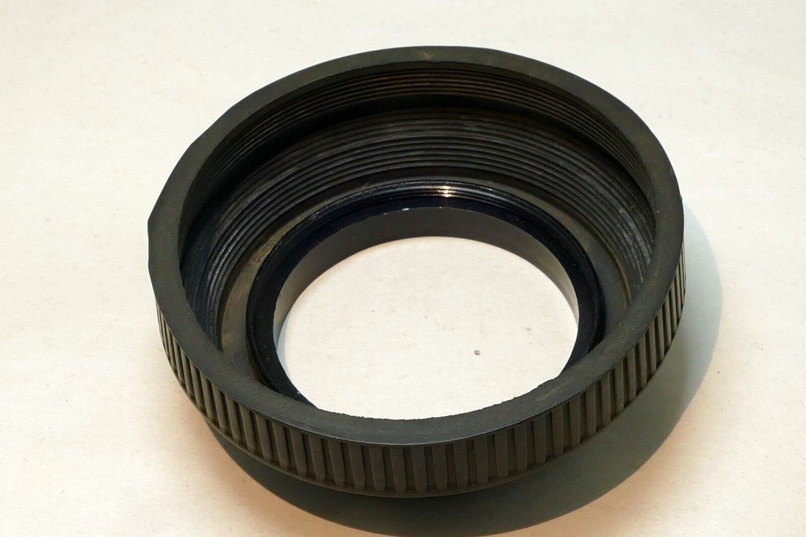 Rubber collapsible 52mm Lens Hood Shade for 50mm f2 f1.7 lenses