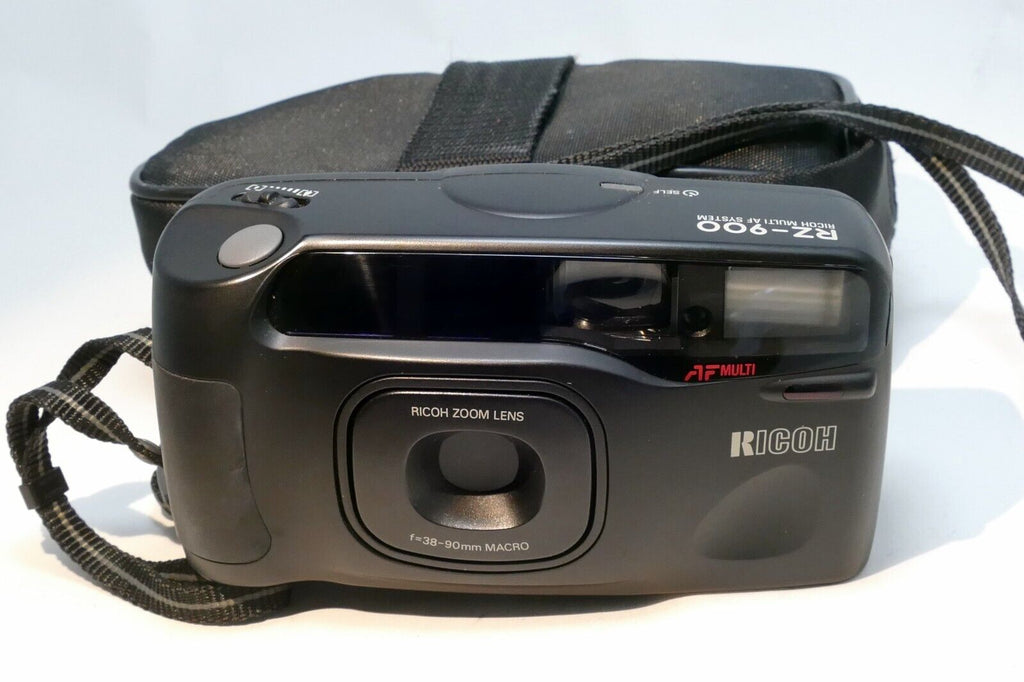 Ricoh RZ-900 Camera 38-90mm AF lens with Super Macro (damaged battery door)