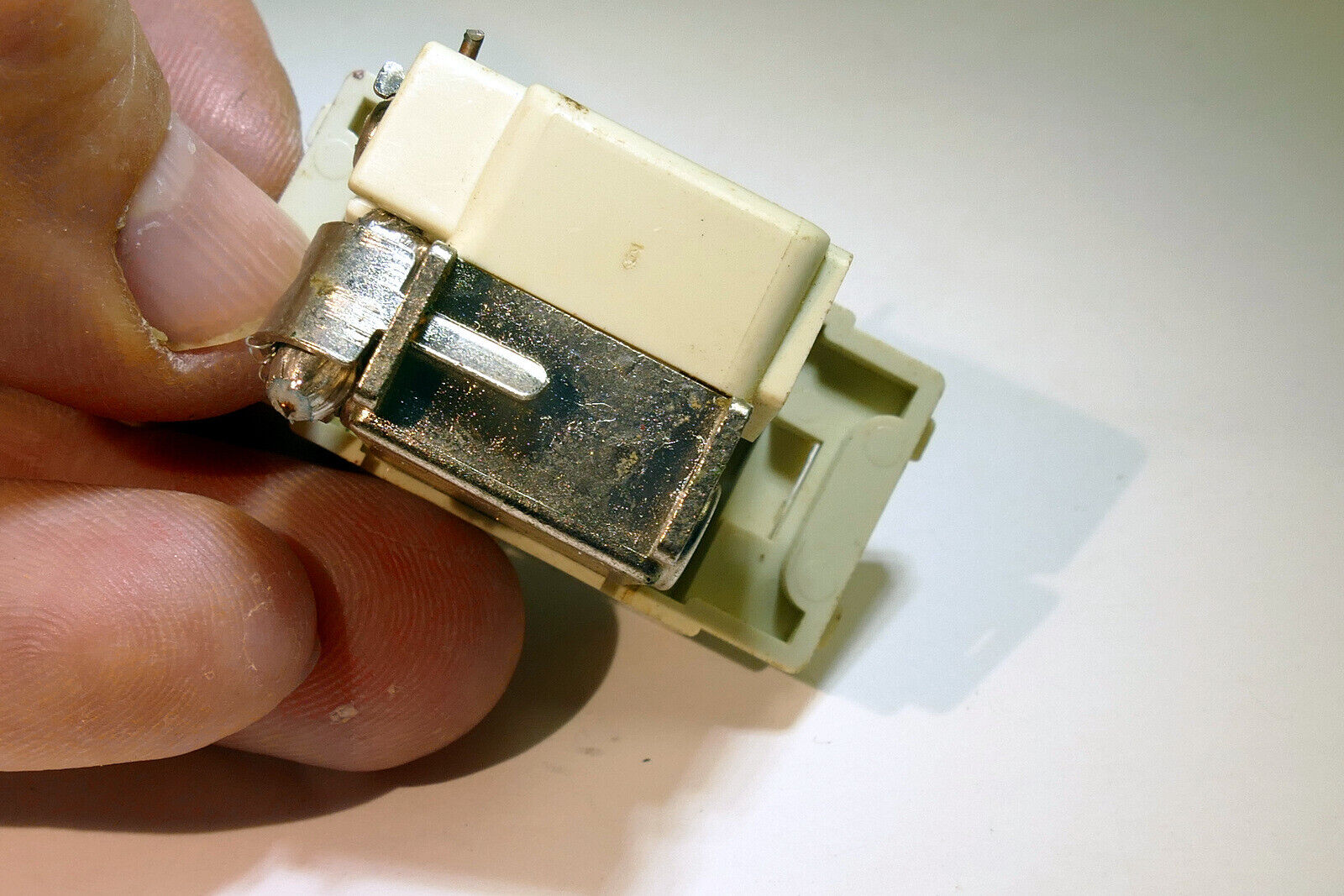 Single COAX  Cable Single Data Jack Rocker Insert in Ivory ndg8511