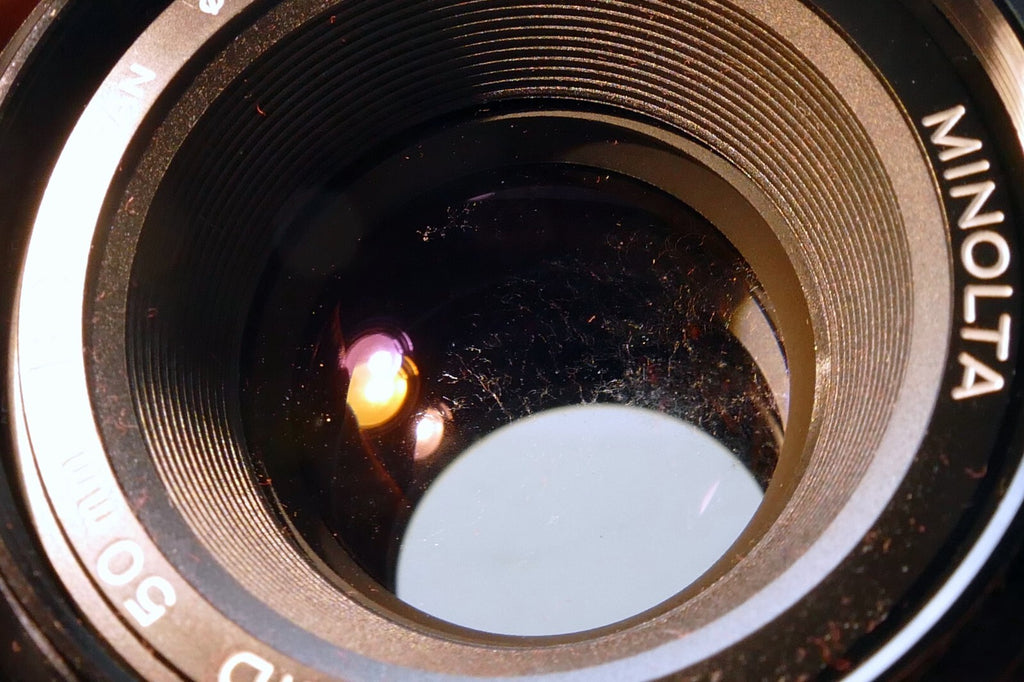 Minolta 50mm f2 MD Standard Prime Lens w/ 49mm  L39 UV filter - FUNGUS damage