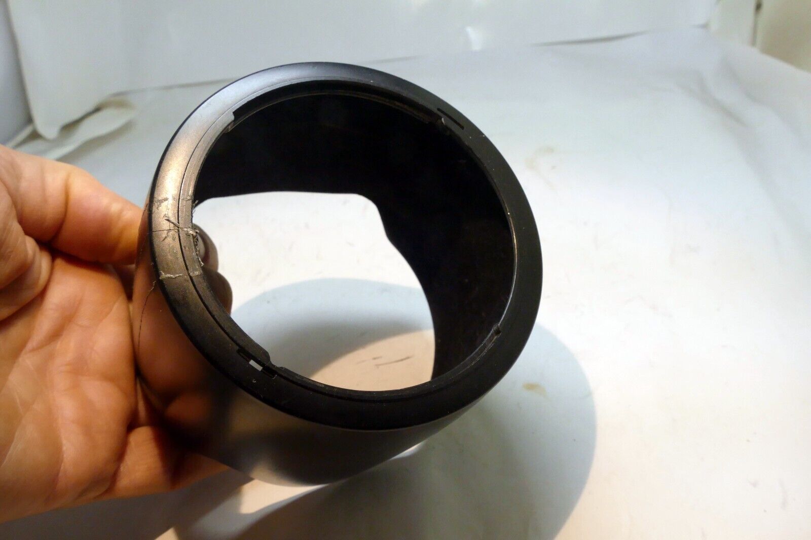 Canon EW-83F Lens Hood For EF 24-70mm f/2.8 L USM Genuine OEM- Damaged w/ Crack