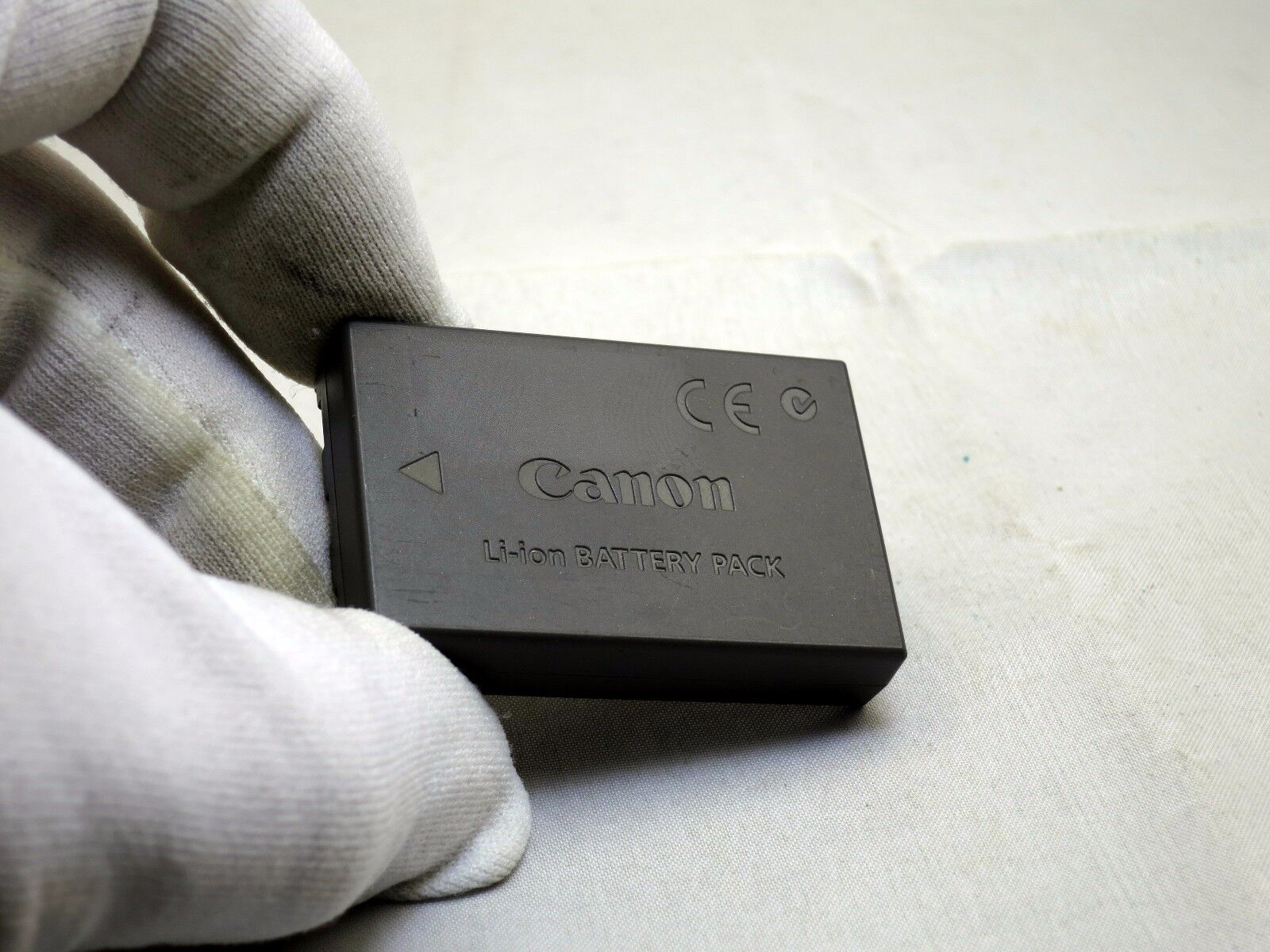 Used Canon NB-1LH  battery original  genuine  Lithium-Ion  3.7V 840mAh
