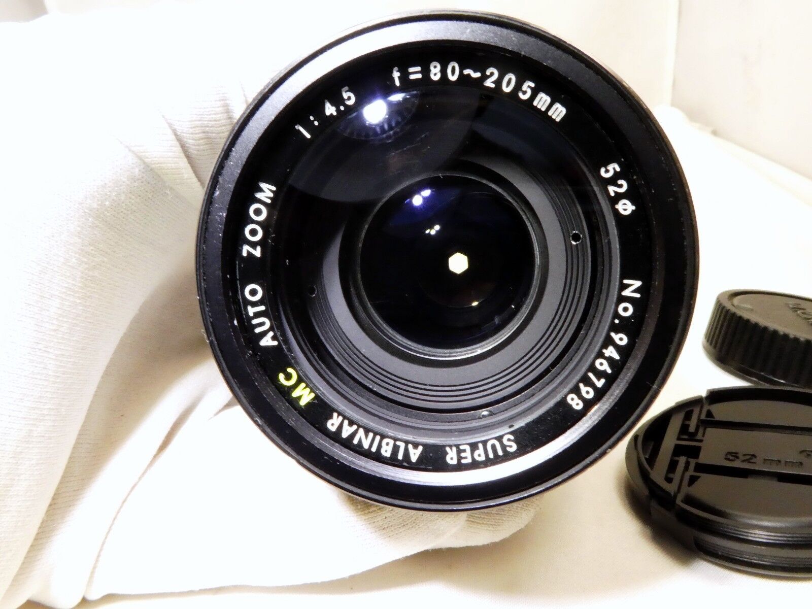 Albinar 80-205mm f4.5 manual focus Zoom Lens for MD constant aperture