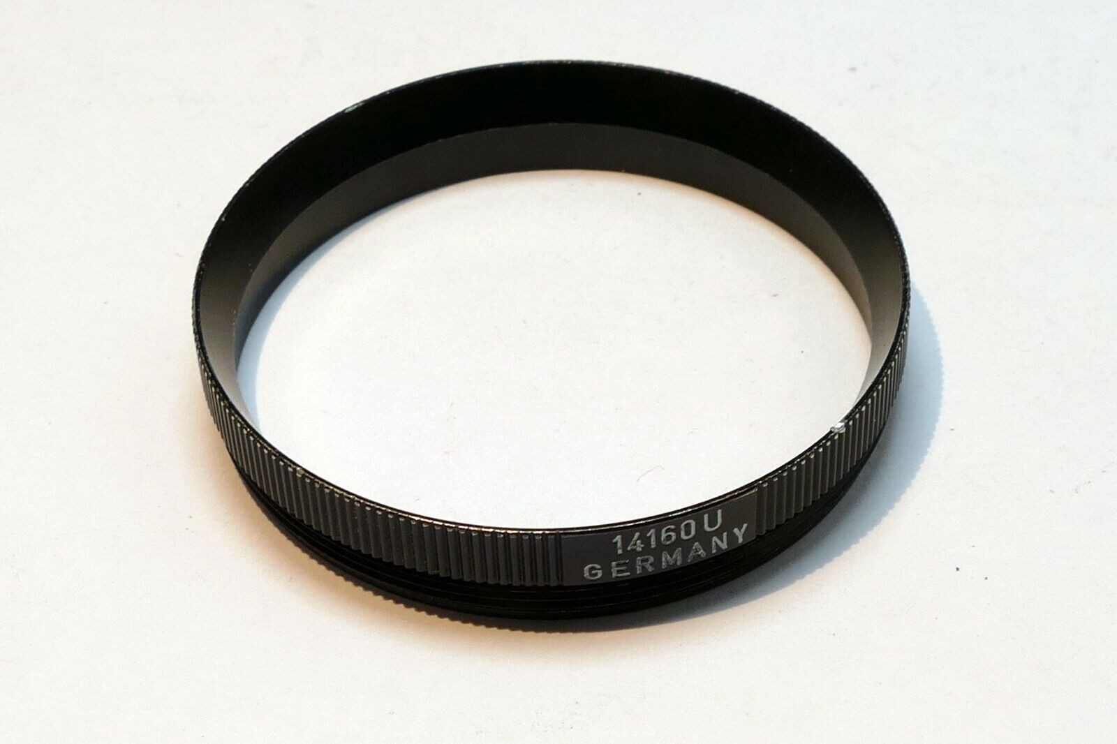 Leica Leitz 14160 U Series 6 lens retaining ring screw in threaded 44mm
