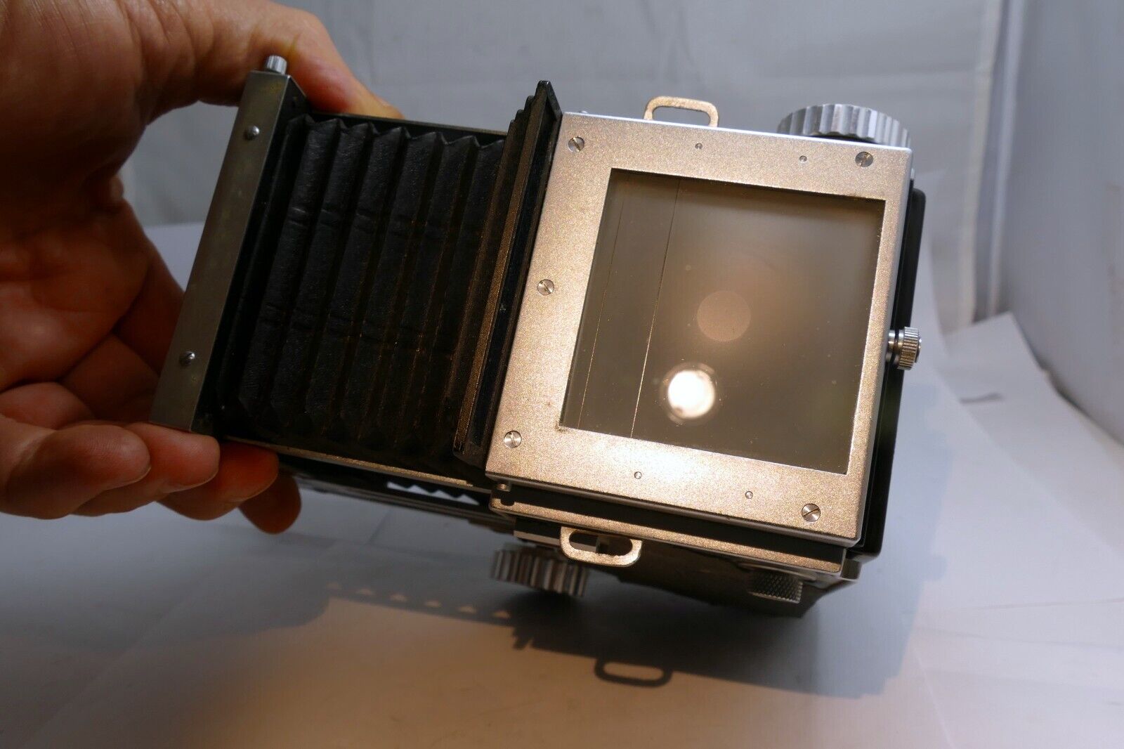 MAMIYA Mamiyaflex Professional TLR Film Camera Body works good