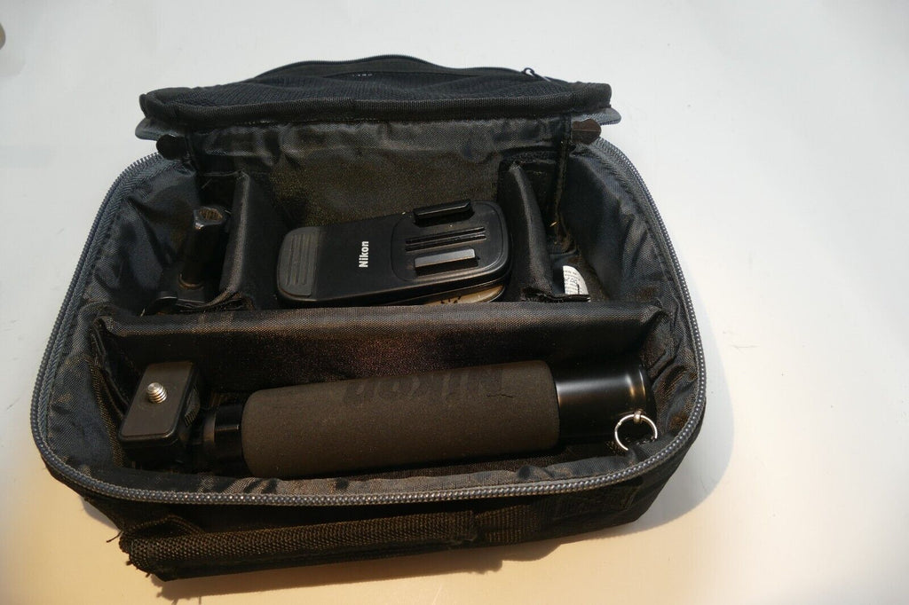 Nikon AA-10 messenger Case w/ Mount Camera Clip w tripod head selfie stick
