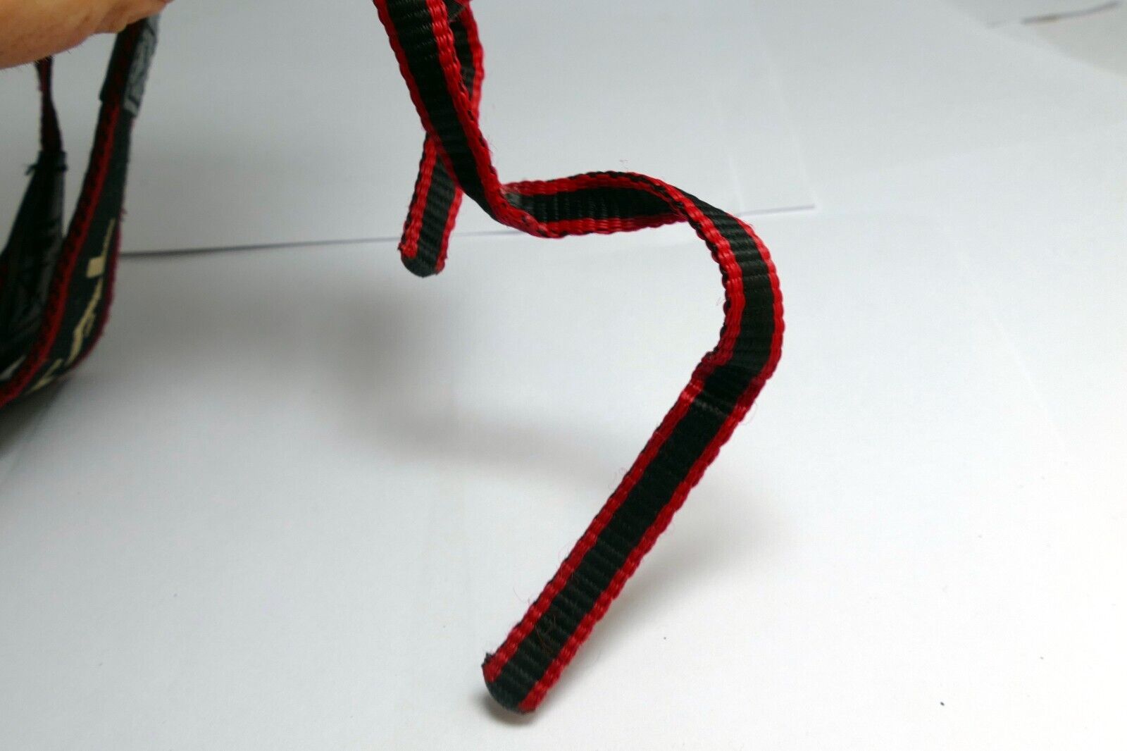 Canon EOS SLR Digital Camera Neck Shoulder Strap Red-Black Strip - Genuine OEM
