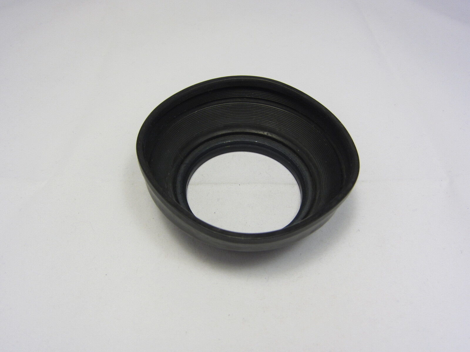 Used Unknown Brand 52mm Collapsible Rubber screw in Lens Hood N102015