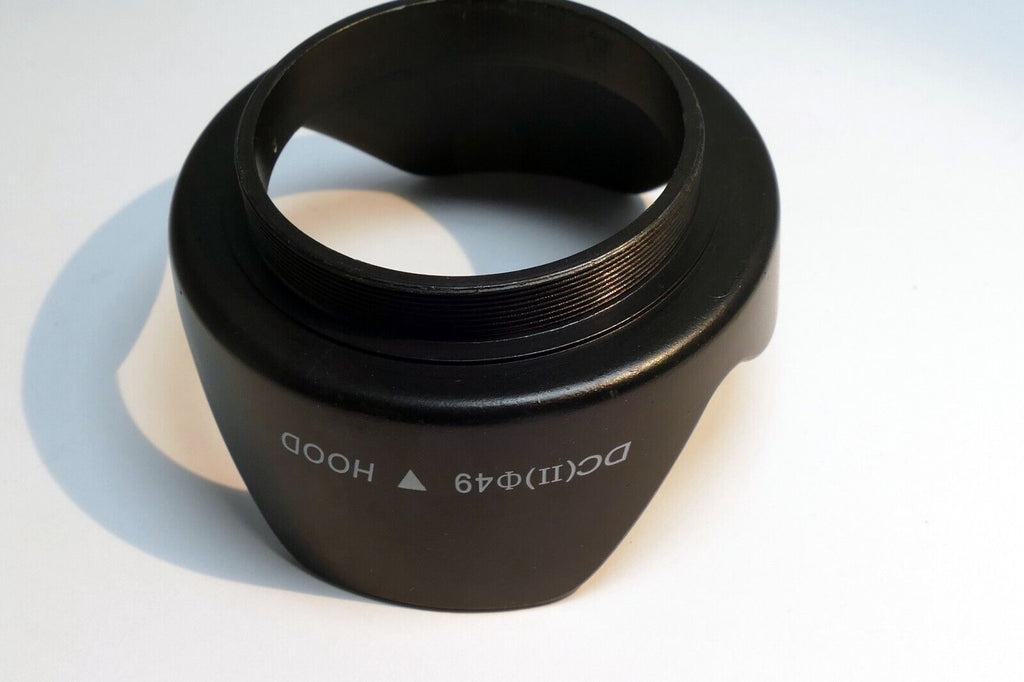 49mm plastic Lens Hood Shade  threaded (missing locking ring) - works
