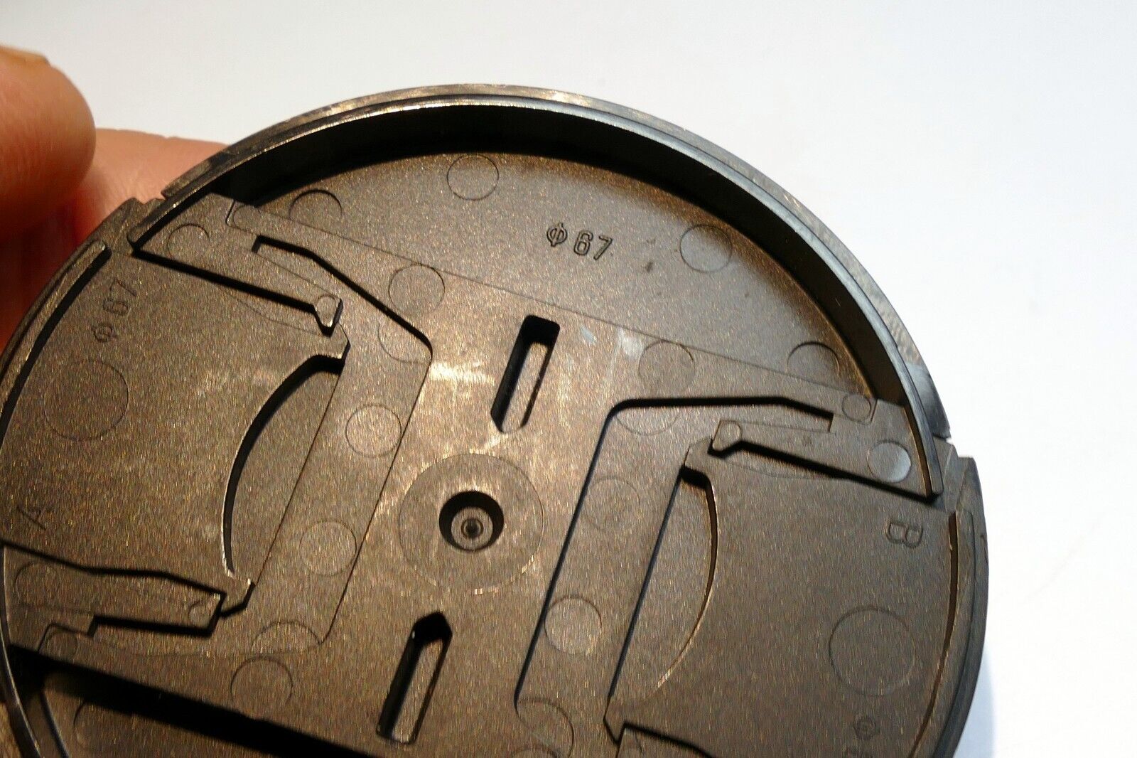 Tamron 67mm rim Lens Front Cap for 20mm 24mm 35mm f2.8 Di III OSD