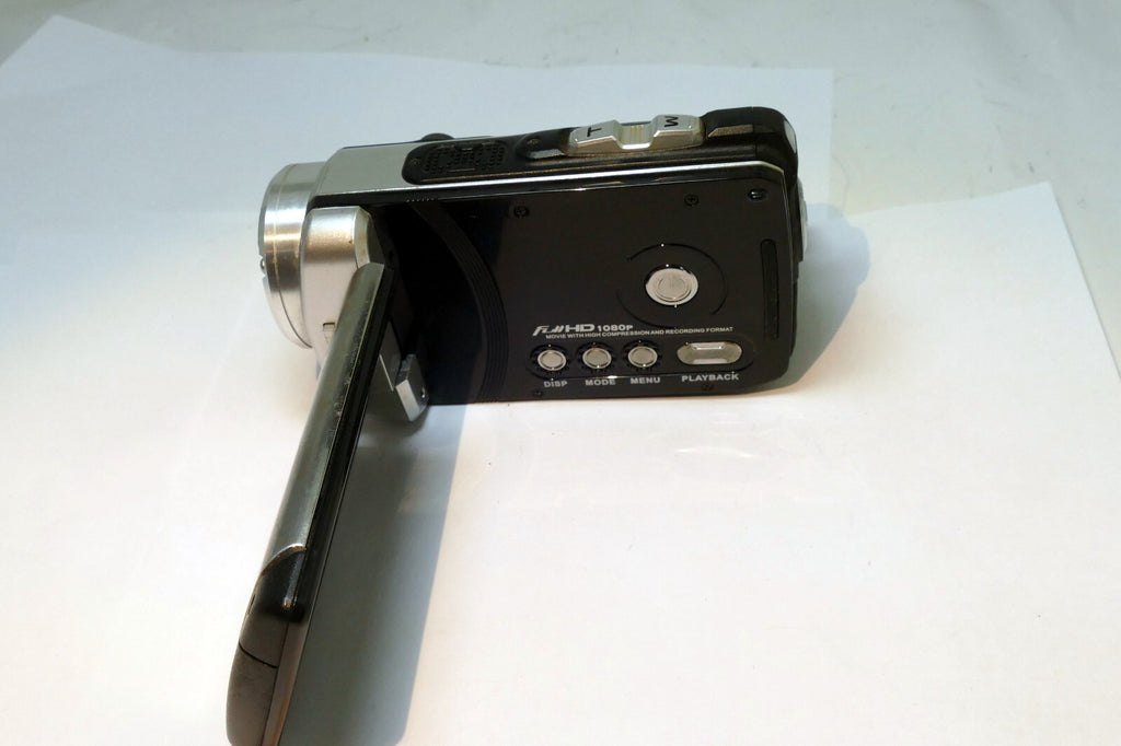 DXG  1080P  DXG - 5B1V  HD Camcorder Gray No battery, charger - Untested, AS IS
