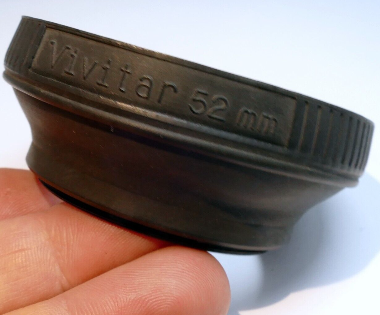 Vivitar 52mm  Rubber Lens Hood Shade double  threaded for 50mm f1.4