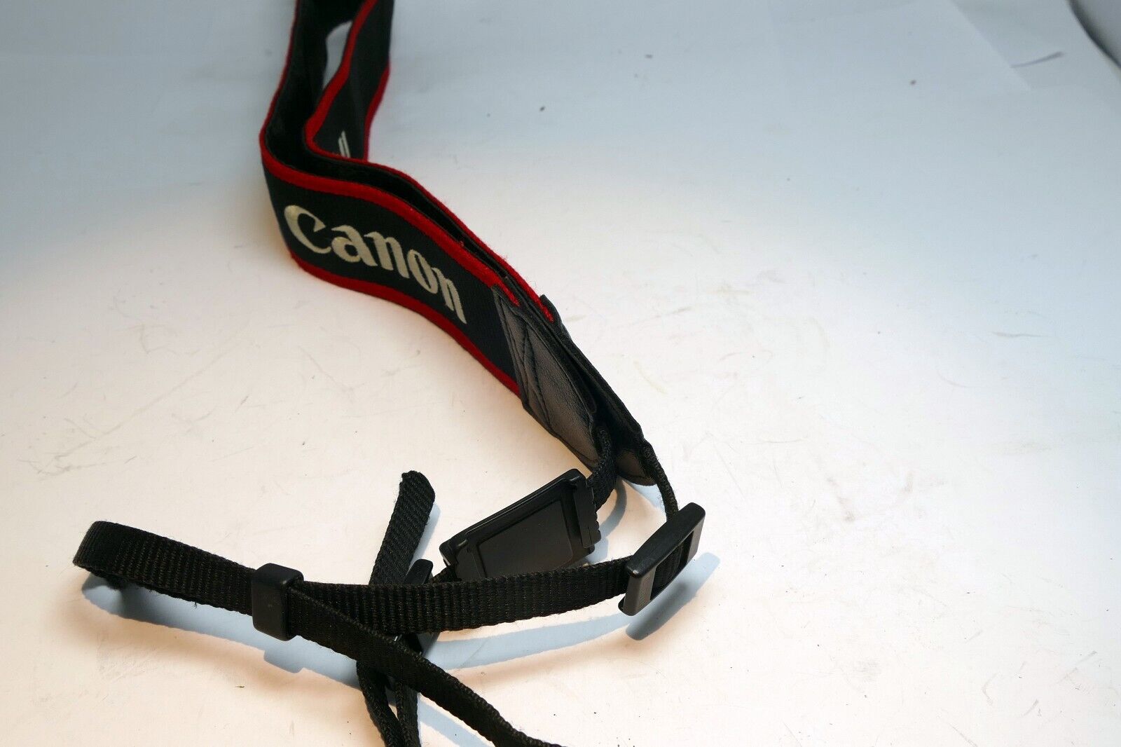 Canon EOS 7D Mark II Digital Camera Neck Shoulder Strap Black-Red - Genuine OEM