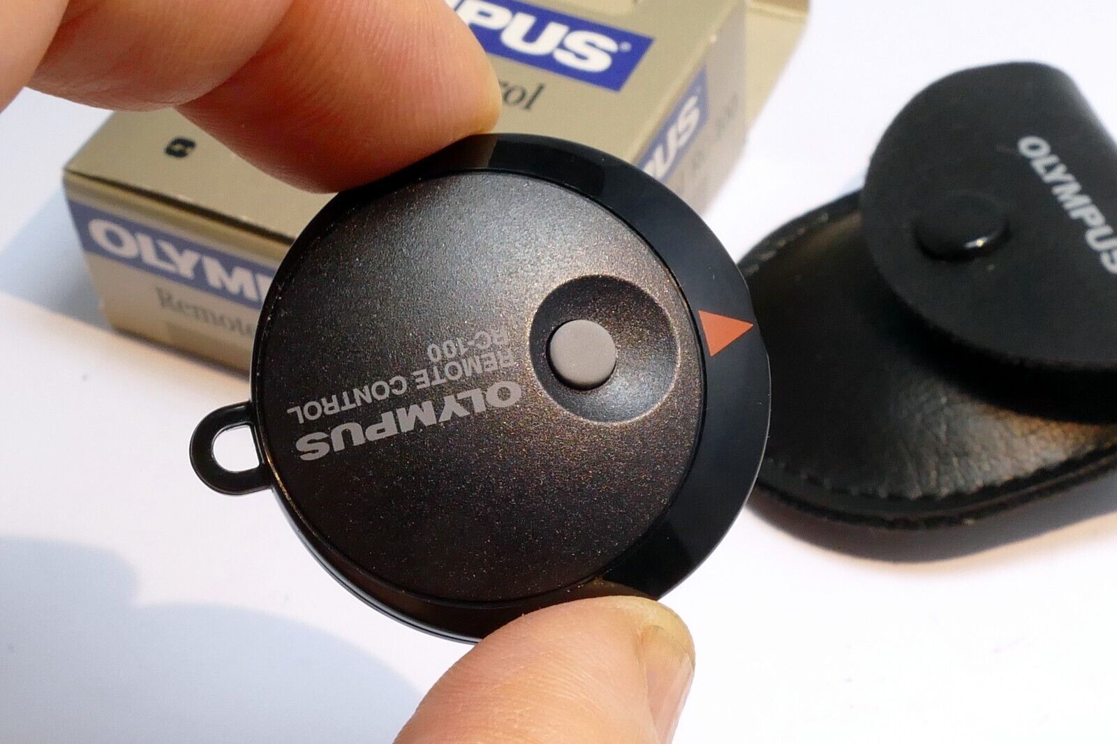 RC-100  Remote Control for Olympus