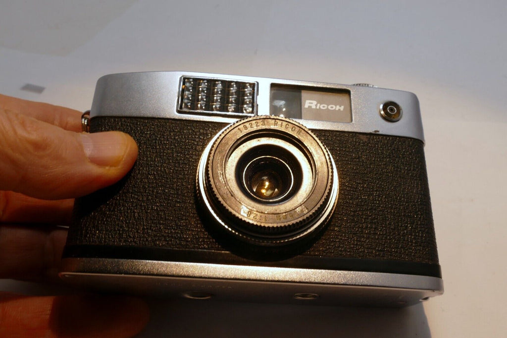 Ricoh Caddy Film 35mm half frame Camera w/ 25mm f2.8 lens - AS IS