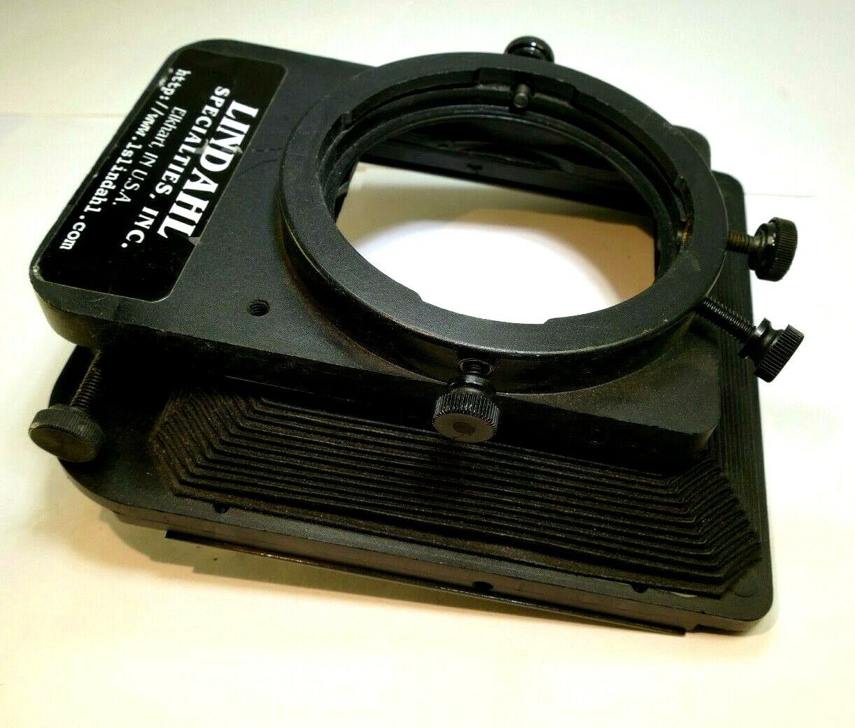 Lindahl Bellows lens Hood 31.1325 Bell-O-Shade Single 3X3 slot CF Hasselblad