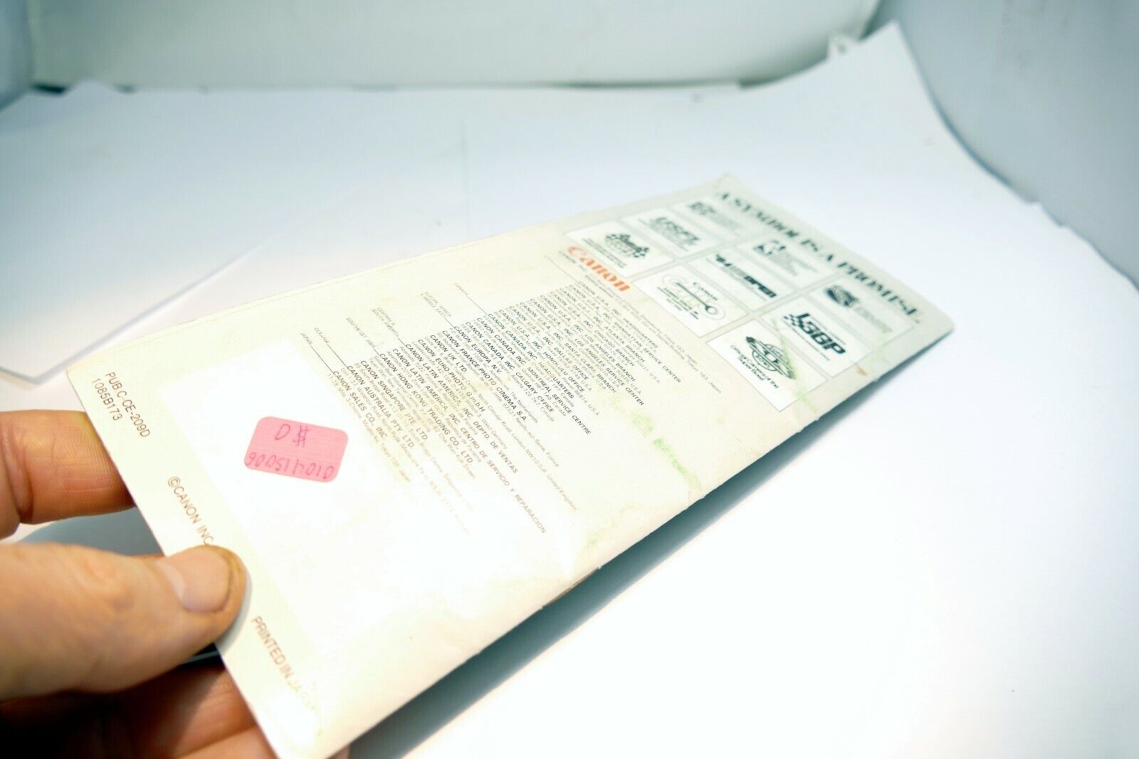 Canon T70 camera Sales Brochure Guide English New Vision Photography  1984