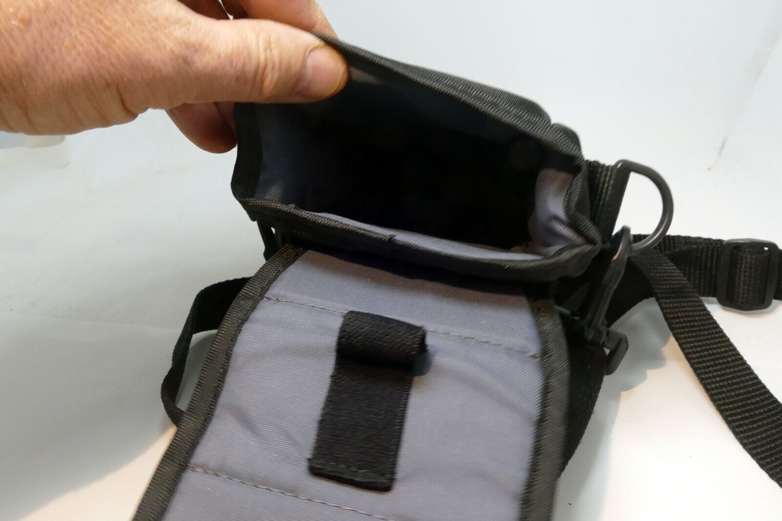 Promaster Messenger Bag Soft Case for Speedlight SB-900 flash SB-700 800