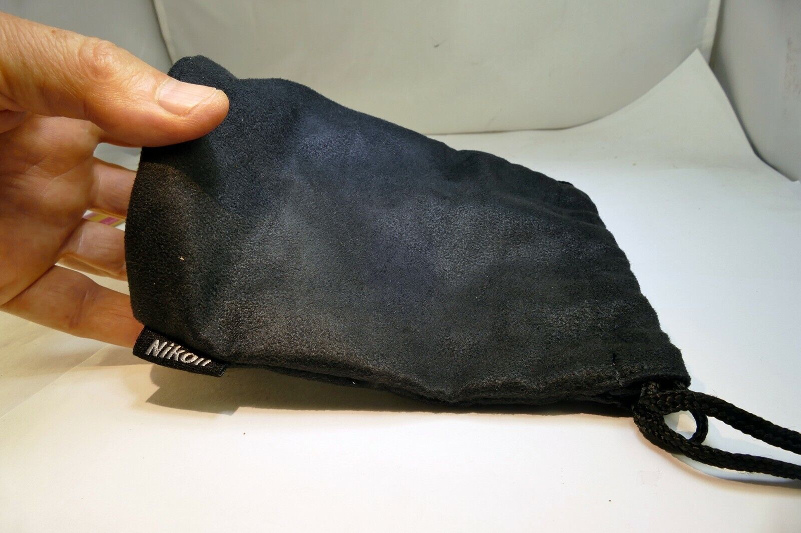 Nikon CL-0918  Soft Lens Case drawstring Bag  for 55-200mm f4-5.6G ED AF-S VR