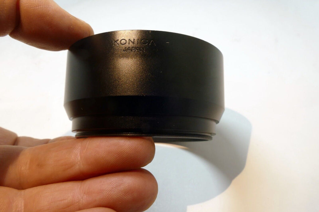 Konica 67mm Lens Hood For Hexanon 200 mm f/ 3.5 Genuine threaded metal