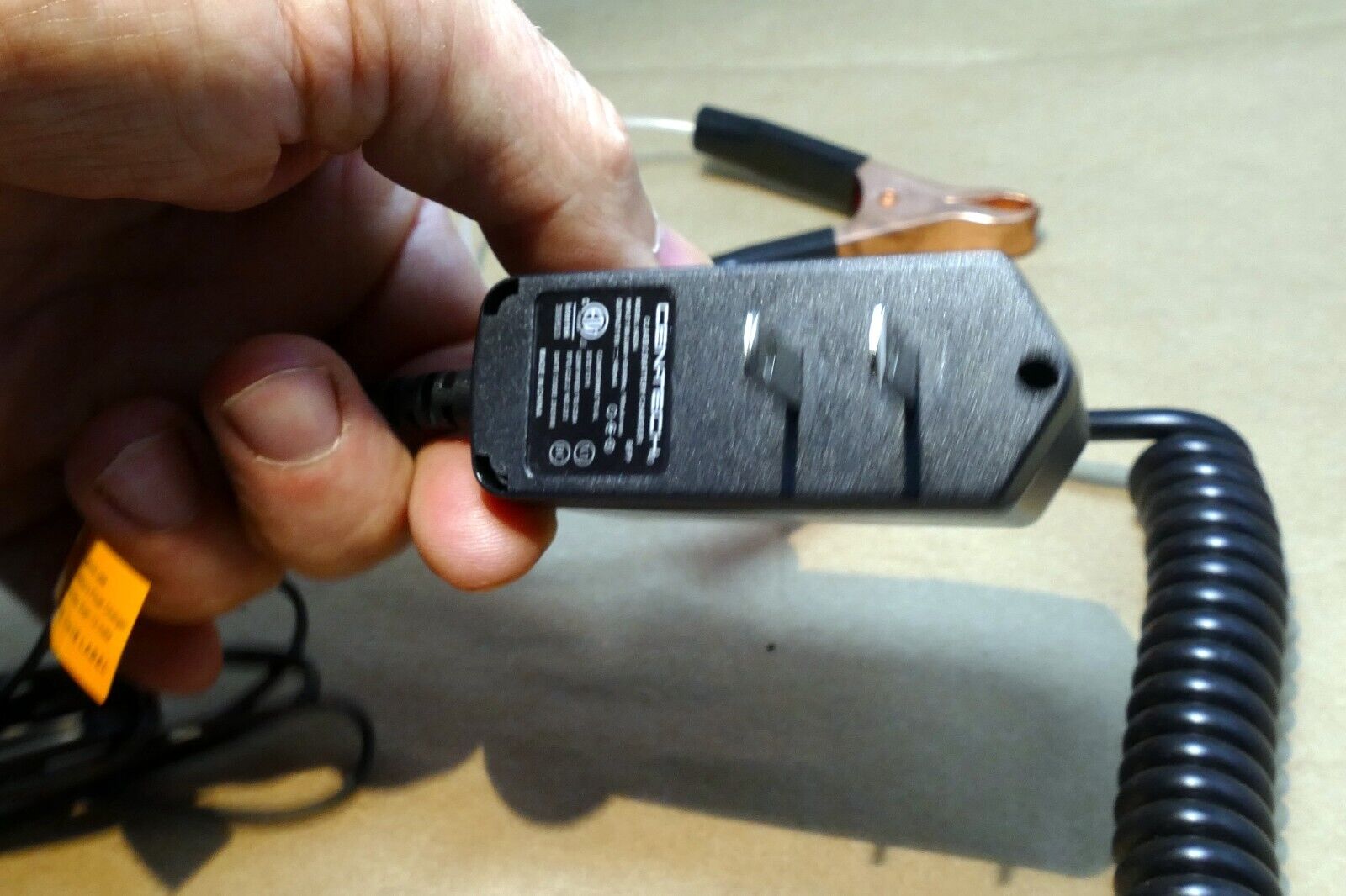 Cen Tech Automatic 12V Battery Float Charger 64284  - mint