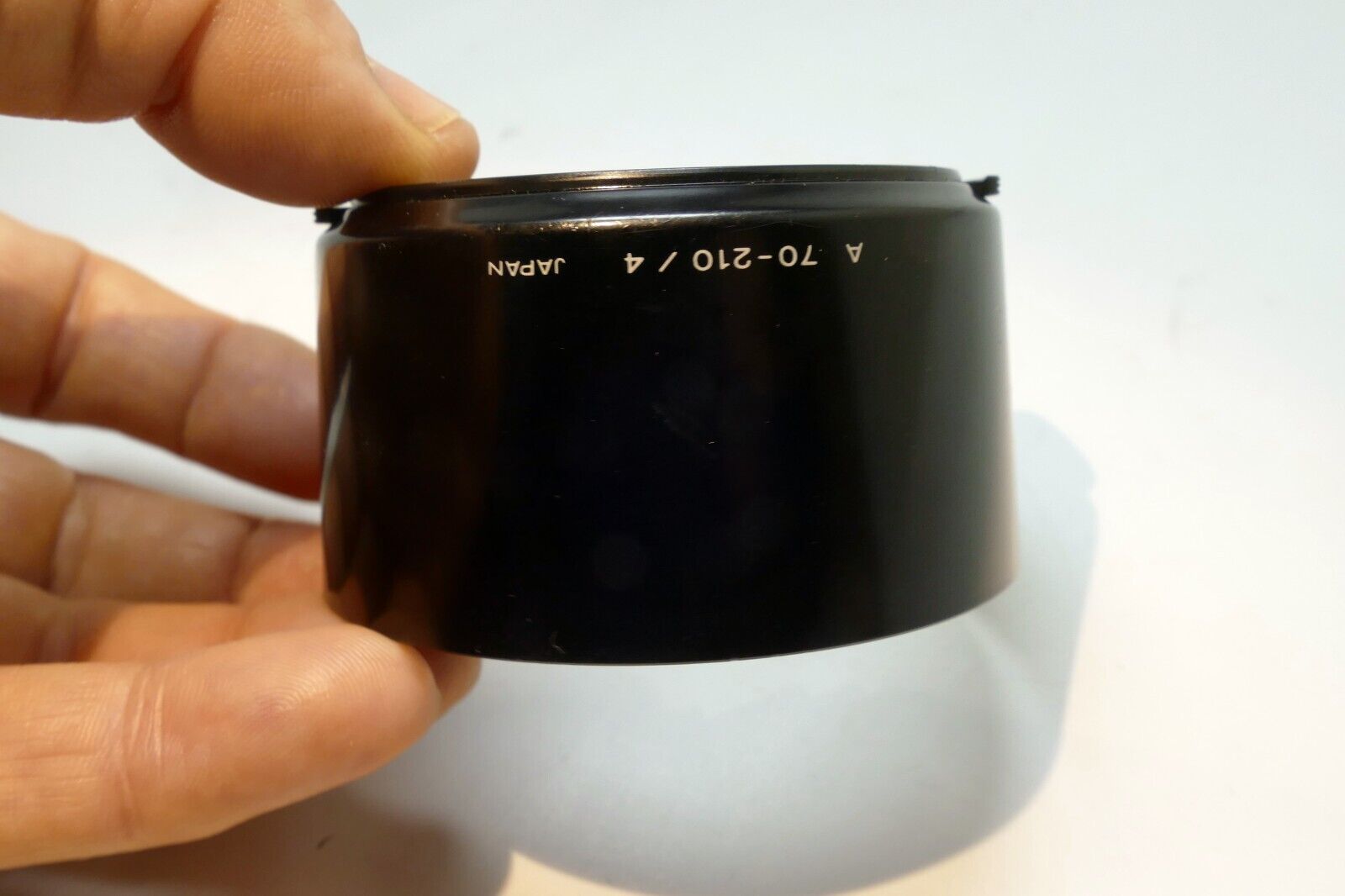 Minolta A 70-210mm f4.0 AF Maxxum Lens Hood Shade for 55mm rim beercan  OEM