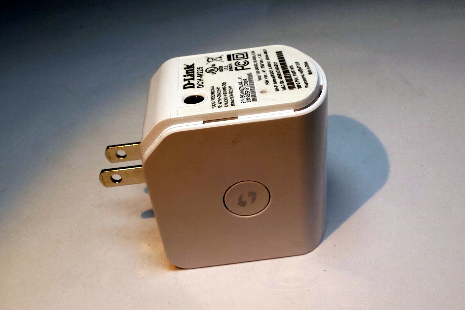 D-Link DCH-M225 Wi-Fi Audio Extender (used, works good, tested)