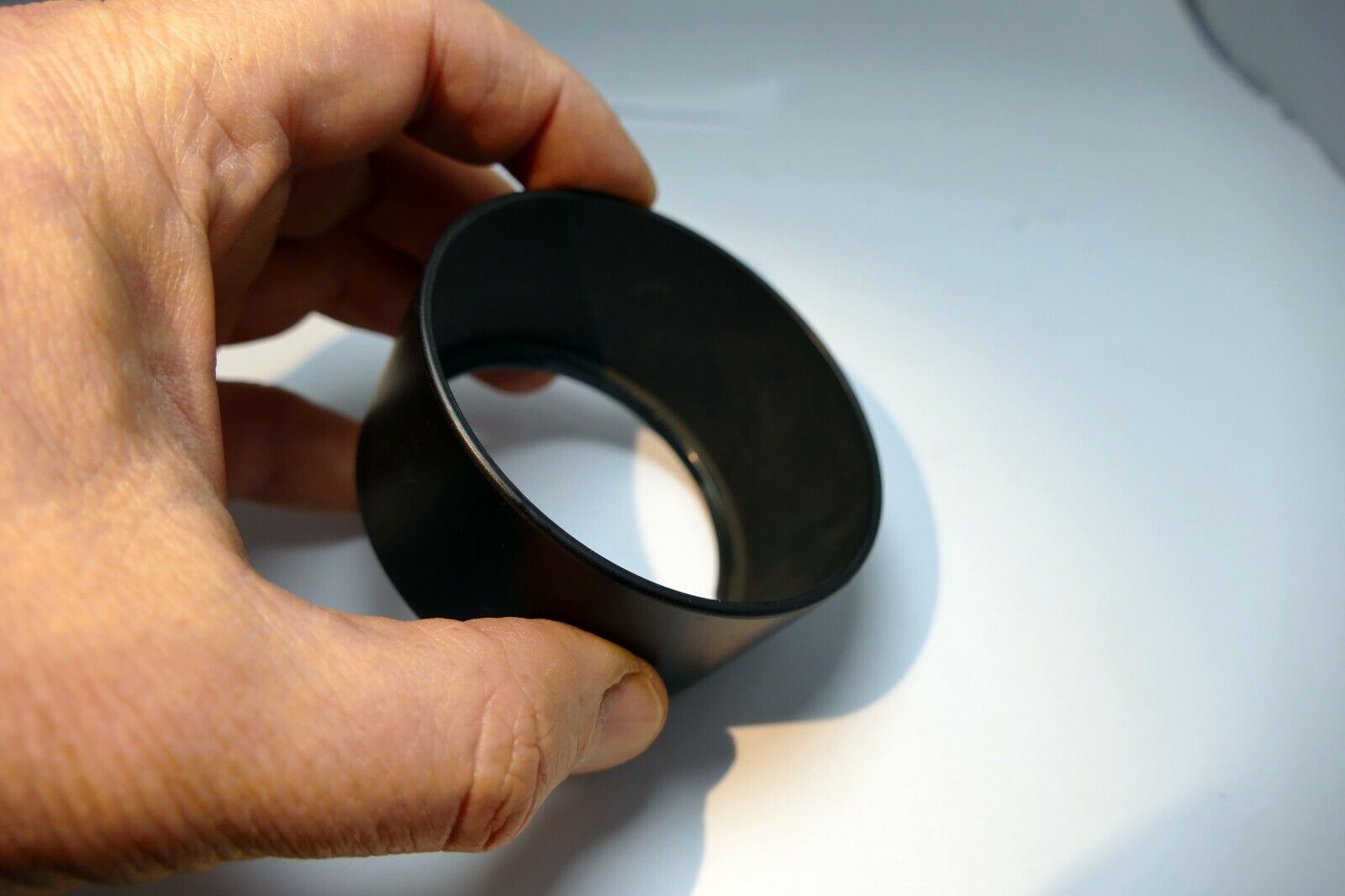 Sigma 55-58mm Lens Hood Shade  vintage telephoto twist on type plastic