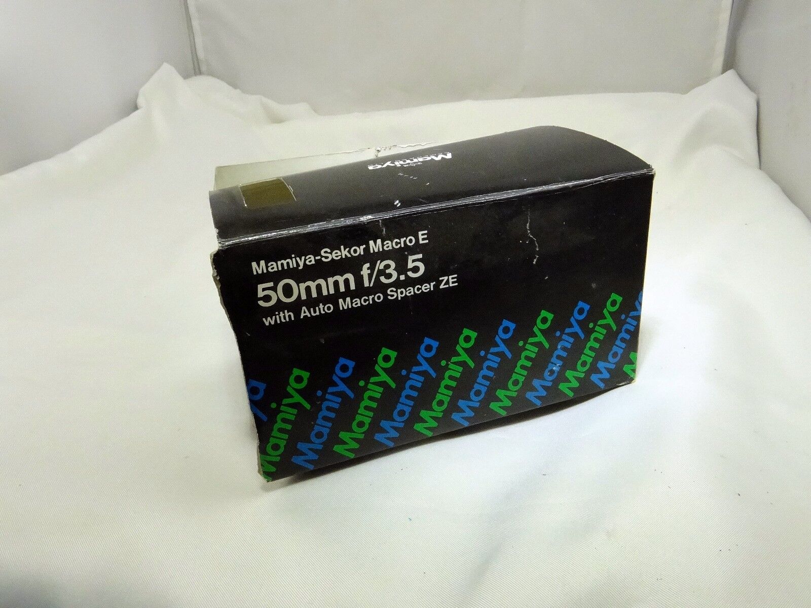 Empty box for Mamiya Sekor Macro E 50mm f3.5 Lens ZE with foam (damaged)