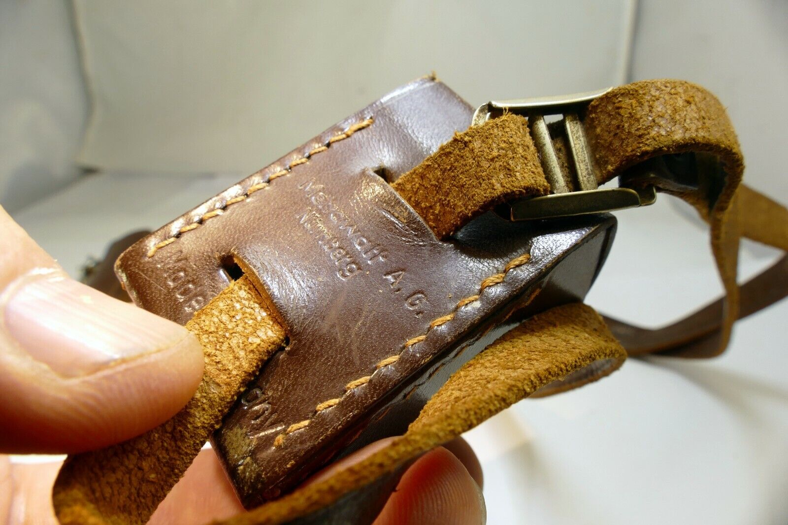 Bottom part of leather case Metrawatt AG Nuremberg rangefinder cameras w/ strap