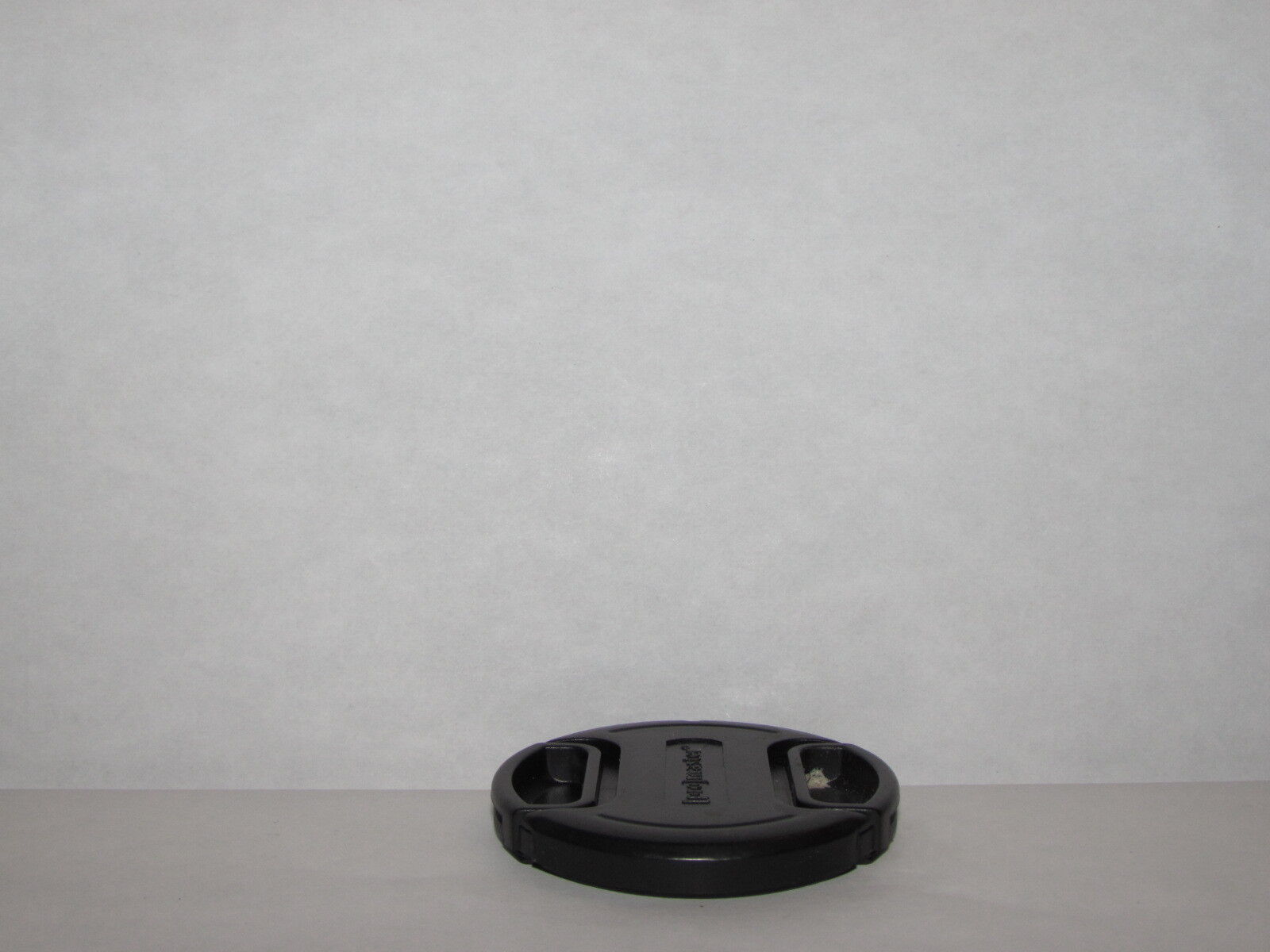 Used Promaster 52mm Lens Front Cap snap on type all black B20157