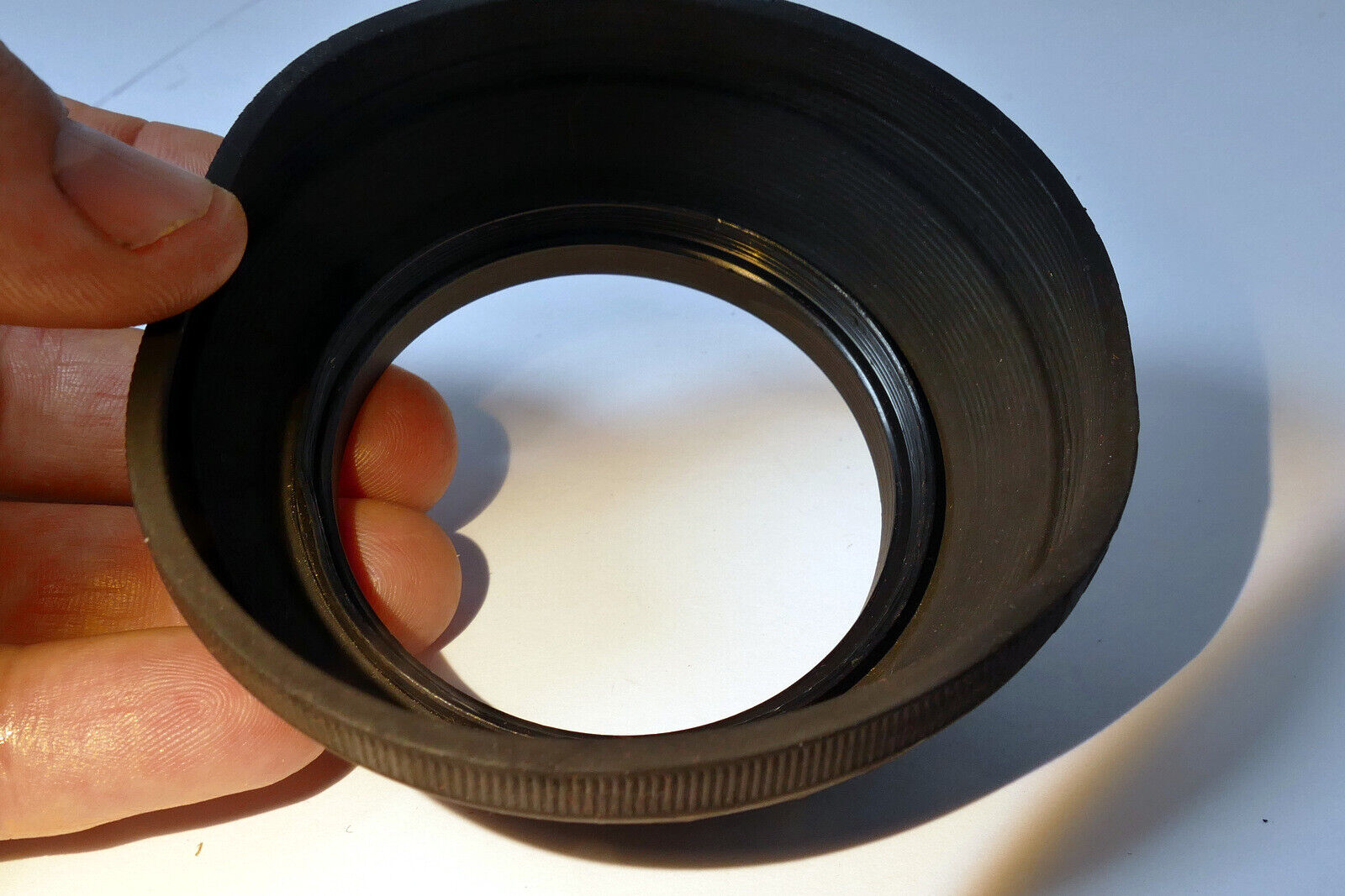 62mm Collapsible Rubber Lens Hood screw in type vintage made in Korea