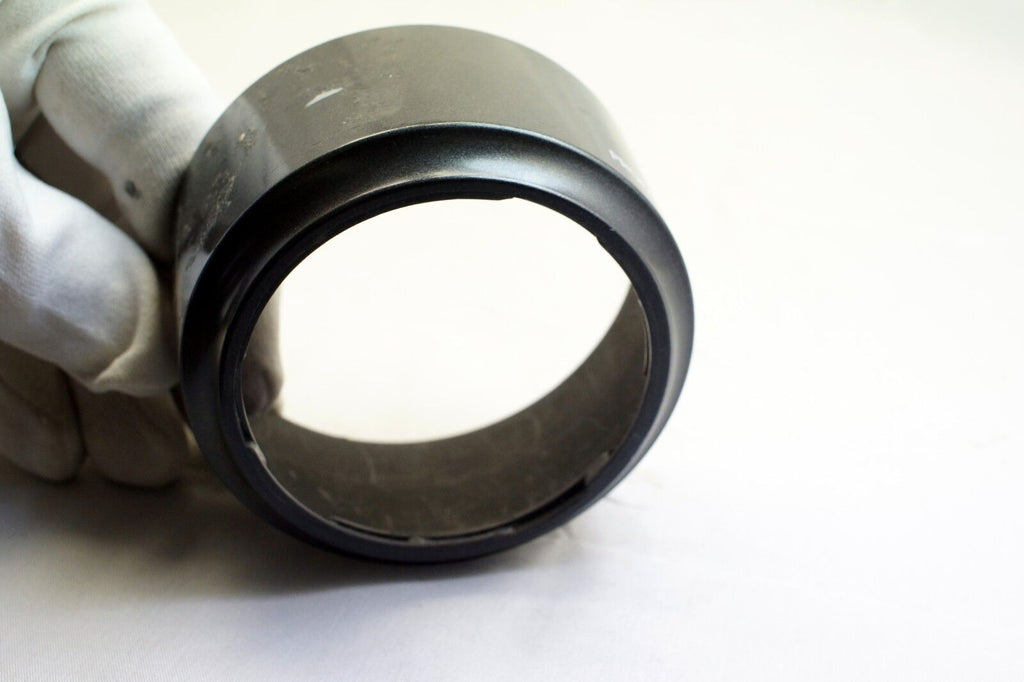 Promaster Lens hood twist on type (unknown model) 61mm ID