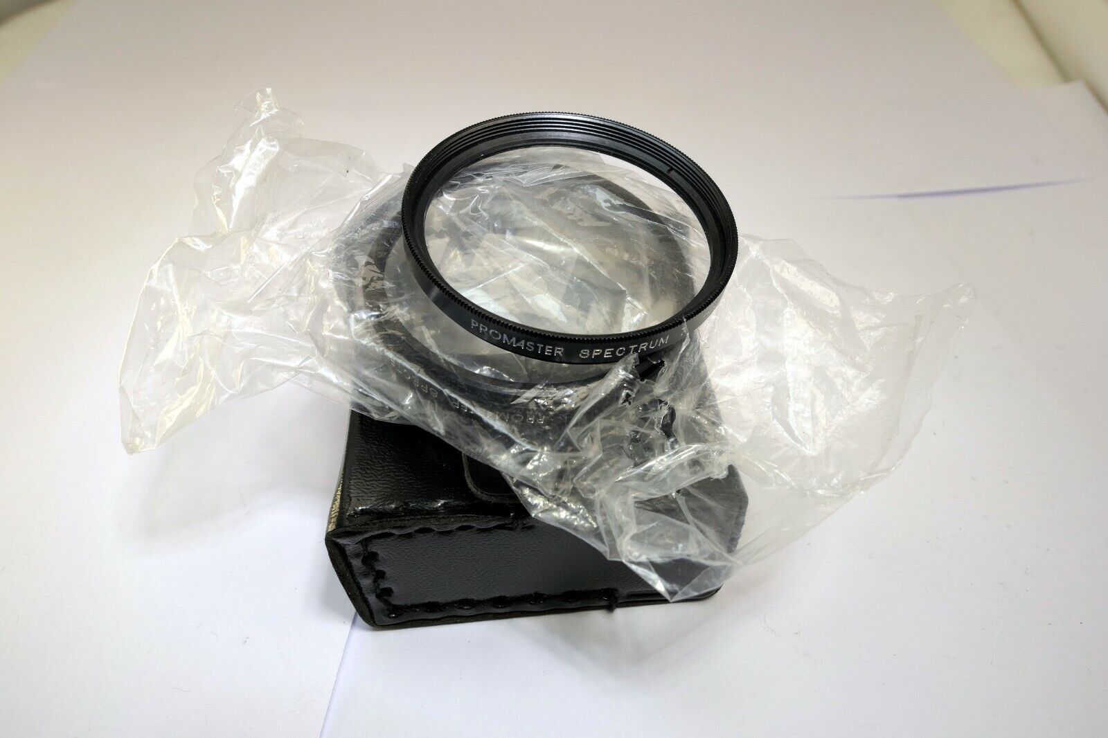 Promaster Spectrum +1 +2 +4 Macro close-up Lens Filter set of 3 kit  excellent