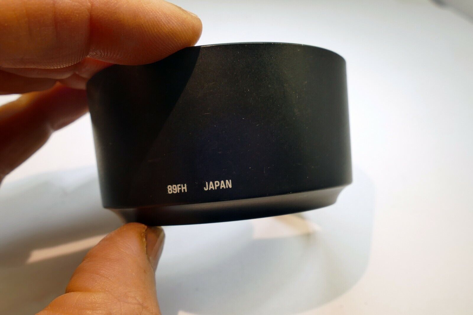 Tamron B9FH Lens Hood Shade for 90-300mm f4.5-5.6 AF Tele- macro