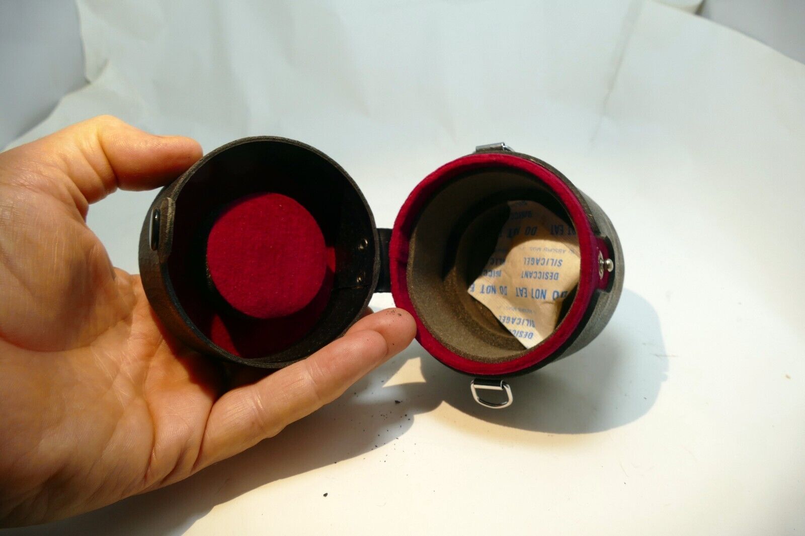 Pentax Hard Case  for 24-50mm f3.5-4.5 A & M lens (fits 50mm f1.4 Takumar 16mm )