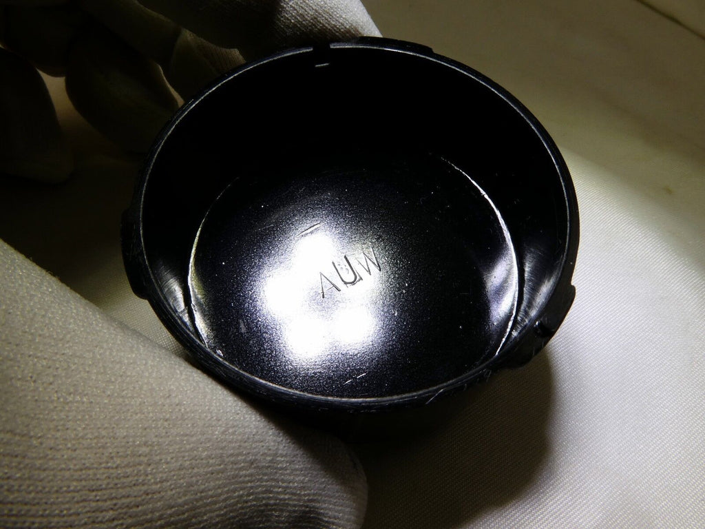 "AUW" Rear Lens Cap (unknown brand)