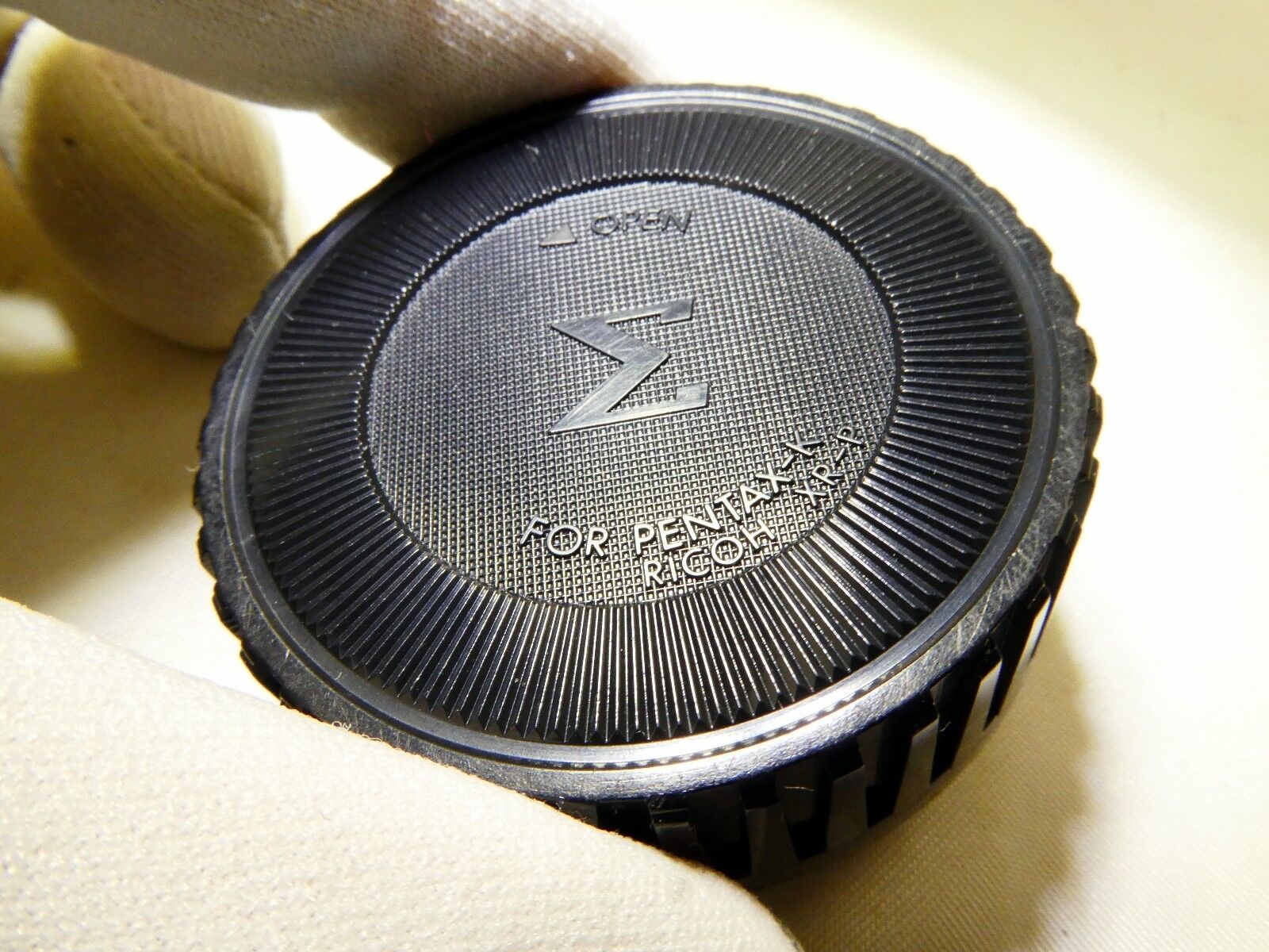 Sigma K PK KR  bayonet lens mount Rear Lens Cap for Pentax Ricoh XR twist on