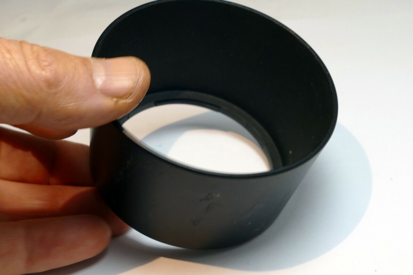 61mm ID Bayonet Lens Hood Shade twist on type telephoto  (for 58mm rim)