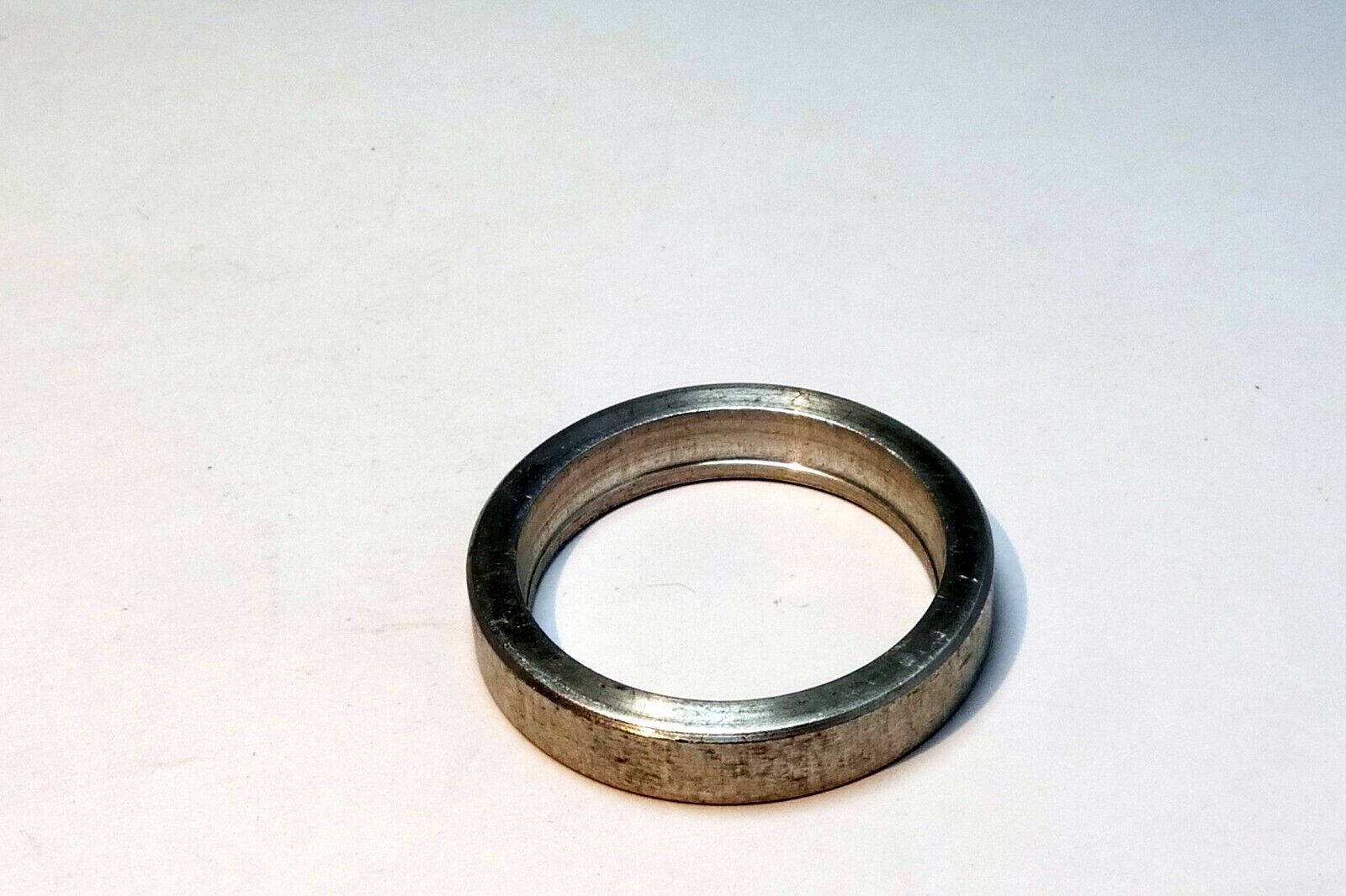 24mm ID  ring for lens smooth without any threads 32mm OD