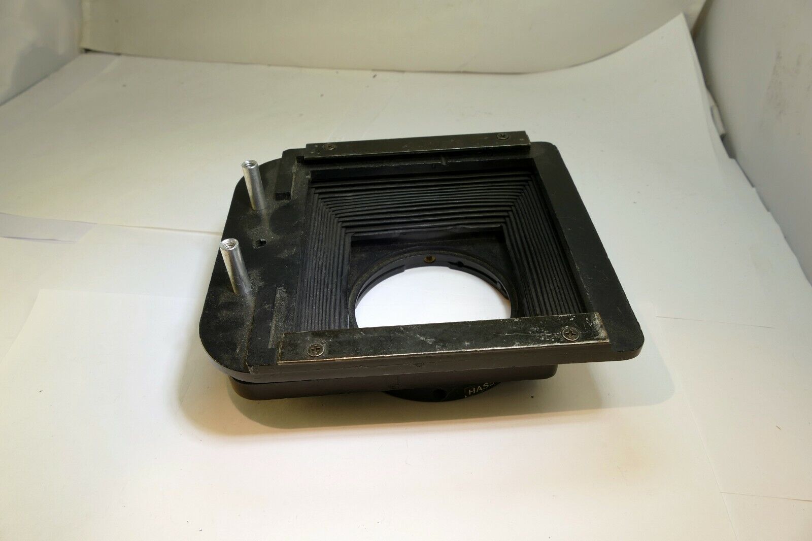 Lindahl Bellows lens Hood 31.1325 Bell-O-Shade Single 3X3 filter slot CF HASS