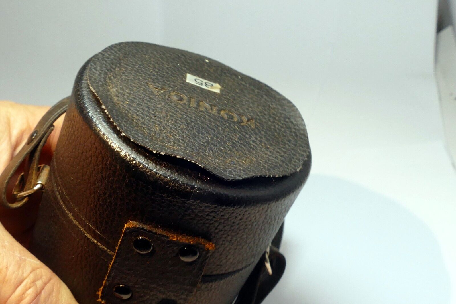Konica Hexanon  85mm f1.8  AR empty  Hard case for lens genuine OEM vintage