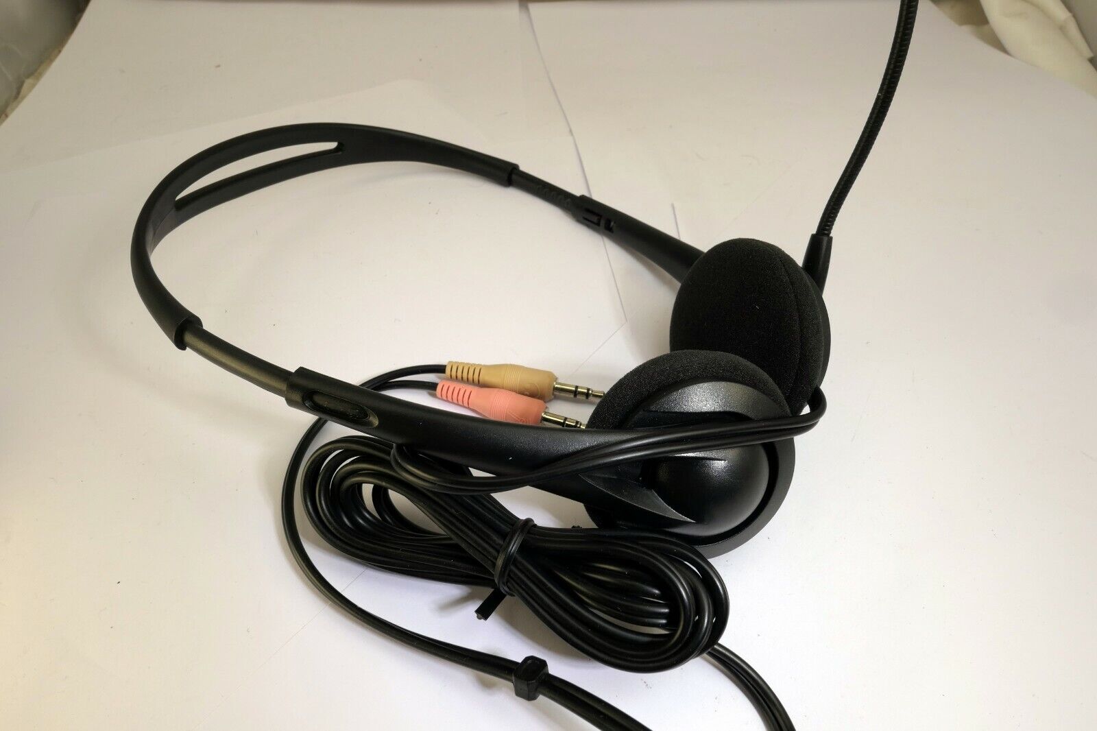 HS-GEN-B Stereo Communication Wired Headset w/ Microphone RCA Nuance Dragon cord