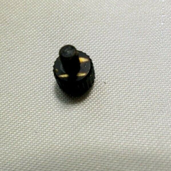 2.5mm Vicon 75mm f1.8 C-mount LENS Focus ring lock stop screw